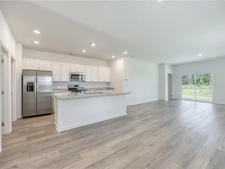 49 Kestrel Dr — Photo 5