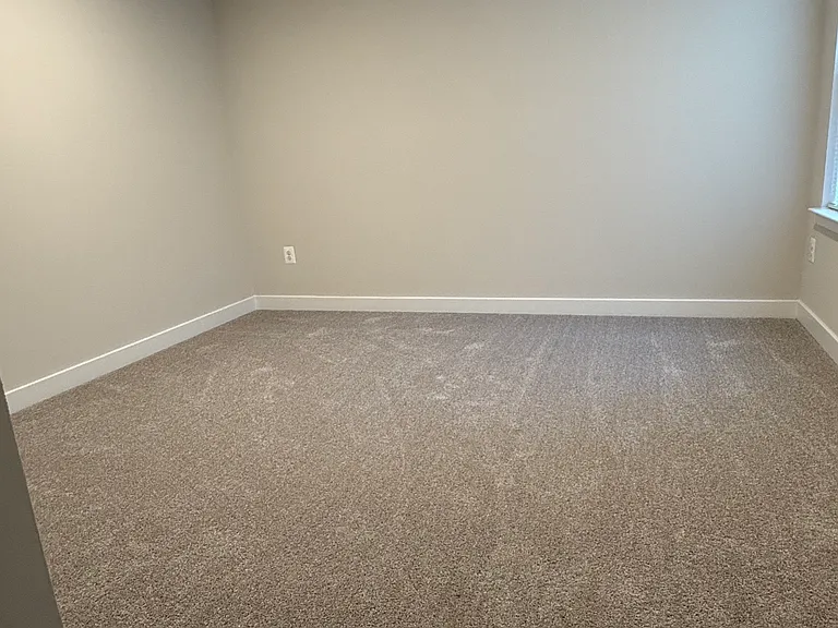 238 E Main St — Photo 11
