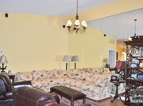 3rd image of 4966 Ventura Ct