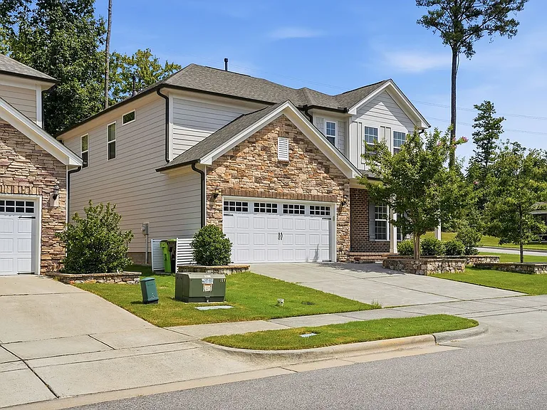 438 Brook Pine Trl — Photo 2