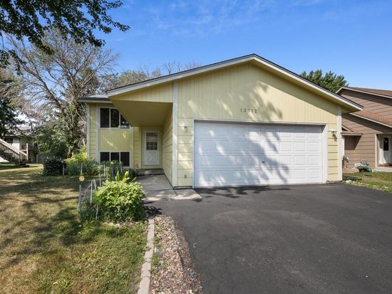 13712 Huntington Ave, Savage, MN 55378