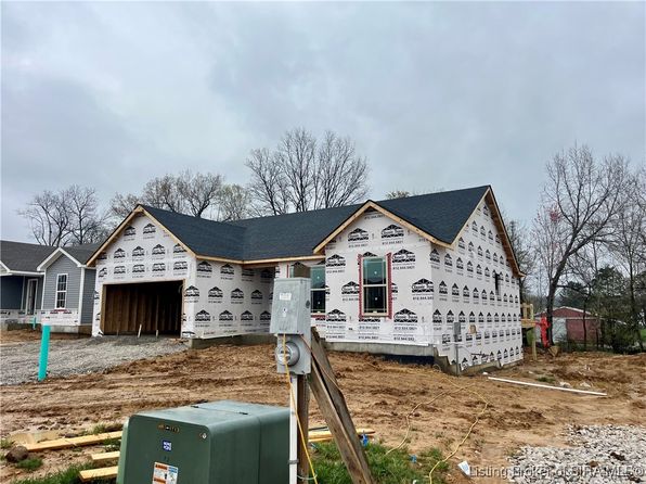 8052 Kepley Drive NE UNIT 19, New Salisbury, IN 47161