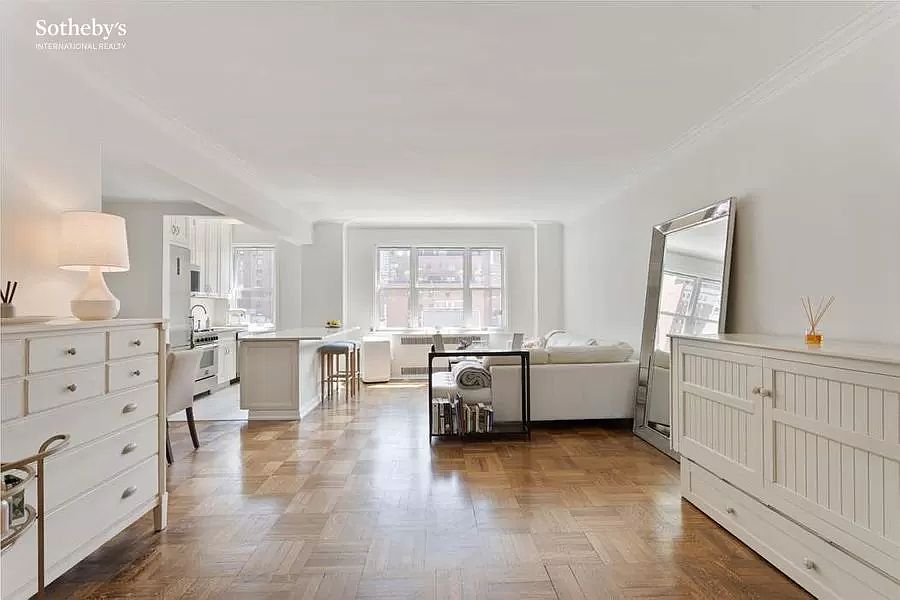 1st image of 220 Madison Ave #9H