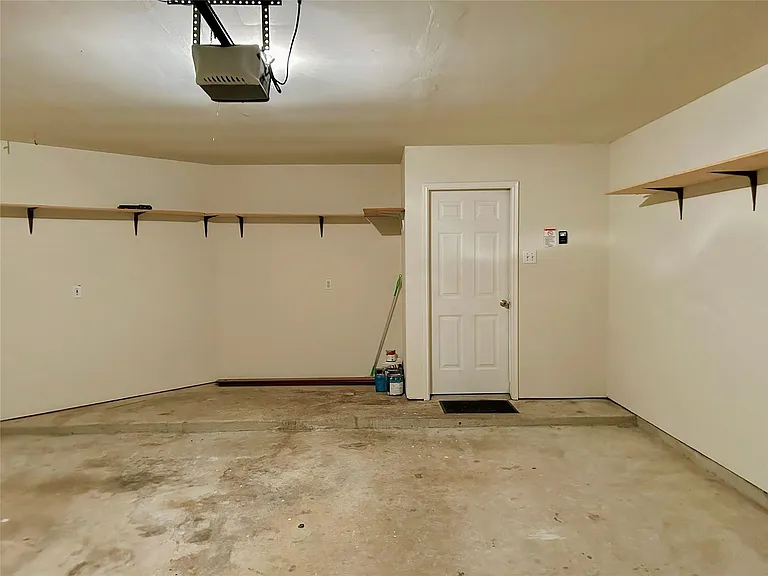 20410 Nelva Park Ct — Photo 45