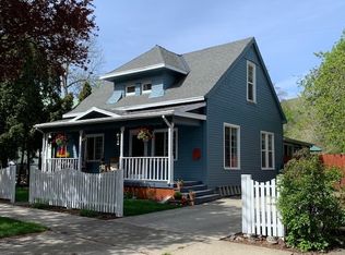 1806 1st St, La Grande, OR 97850