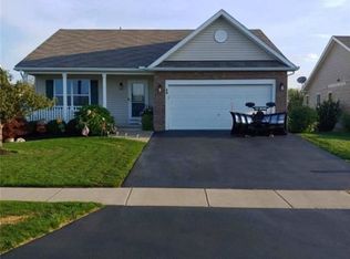 48 Wycombe Pl, Rochester, NY 14612