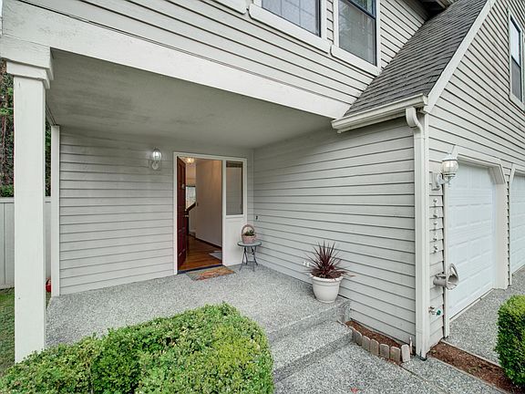 2nd image of 24243 SE 43rd Ct
