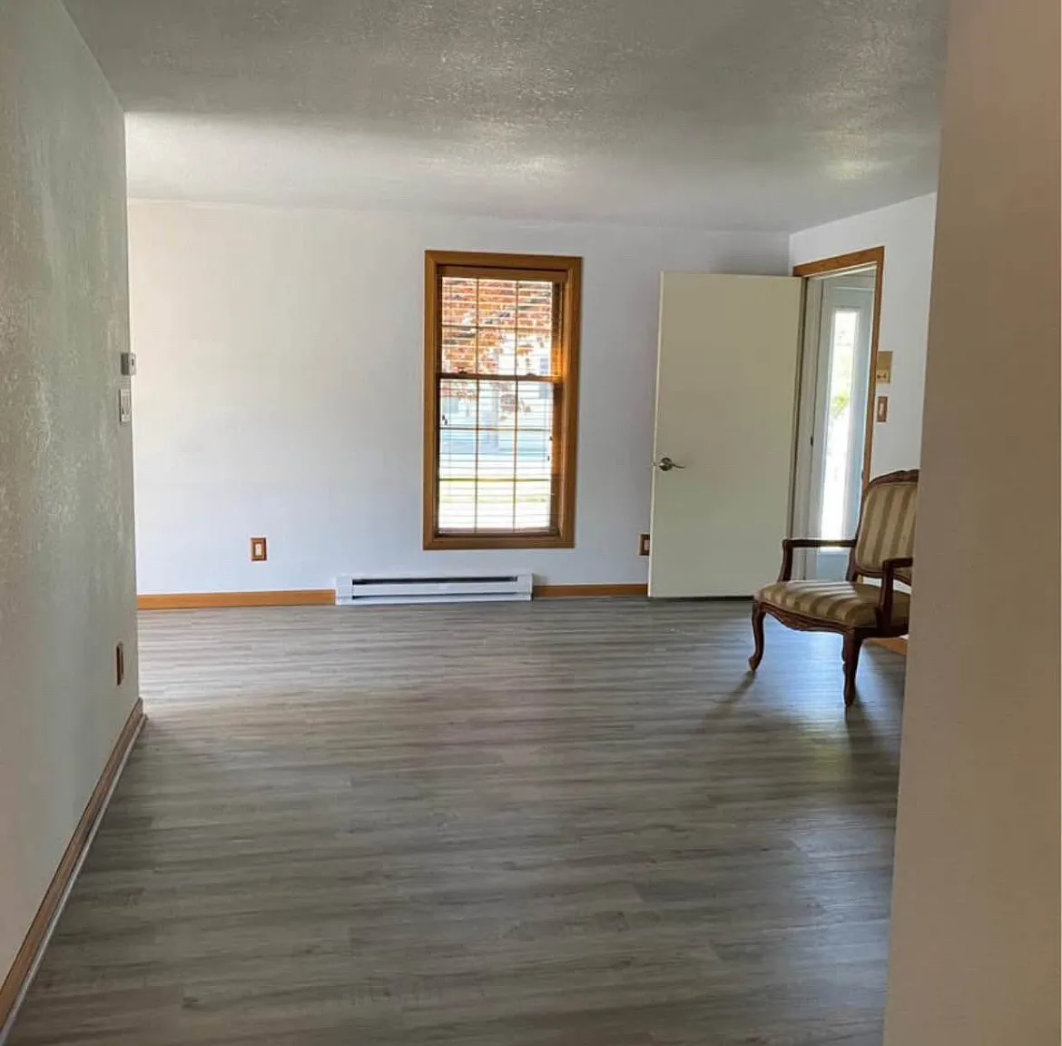 2 bed, 744 sqft, $1,100 — Photo 4