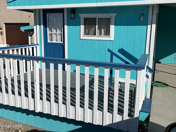 4th image of 2240 Lake Dr