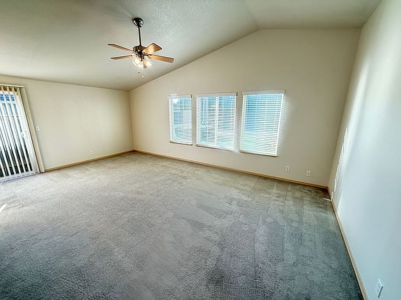 5th image of 3585 Castrey St