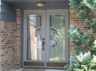 3590 E Pioneer Cir, Mooresville, IN 46158