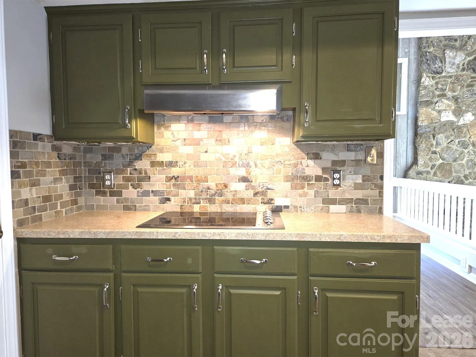 3 bed, 2.0 bath, $2,650 — Photo 4