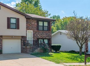 2556 Tanglewood Dr, Arnold, MO