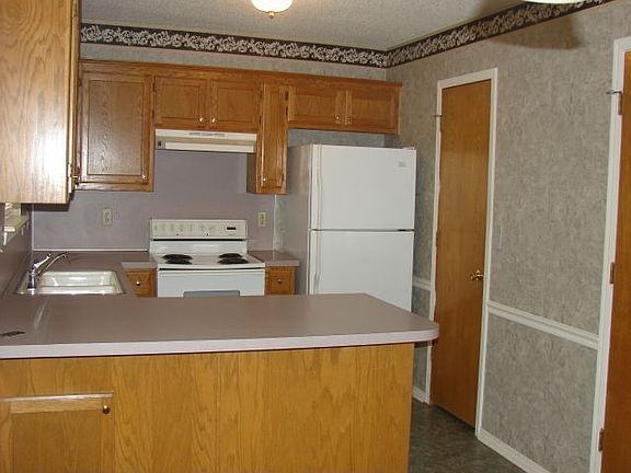 4th image of 19 E Tamah Ln