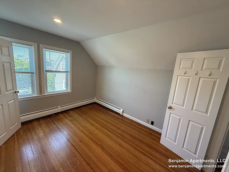 Benton Rd — Photo 17