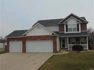 2615 Iron Horse Dr, Maryville, IL 62062