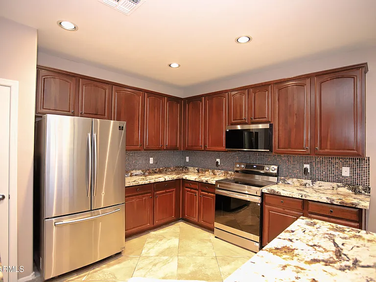 5034 W Saint Kateri Dr — Photo 17