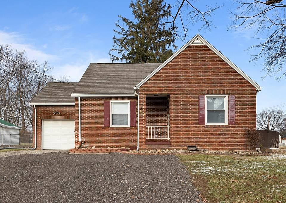 1st image of 915 City View Dr