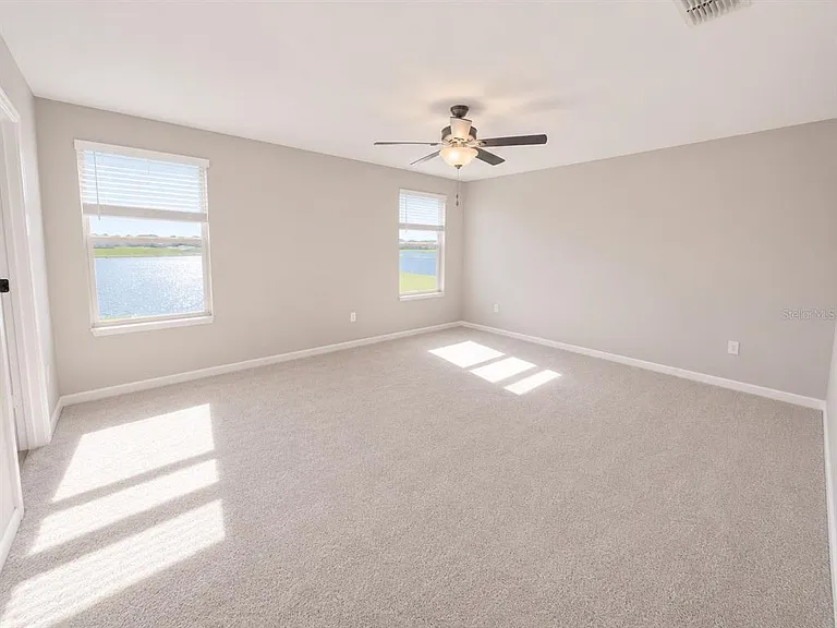 16717 Delia St — Photo 21