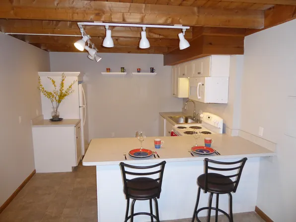 2 Conz St APT 88, Northampton, MA 01060