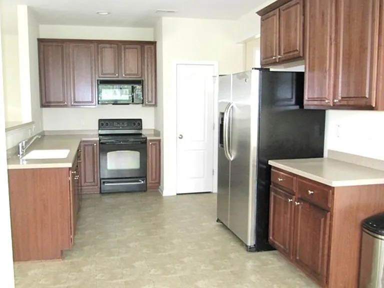 3160 Landing Falls Ln — Photo 11