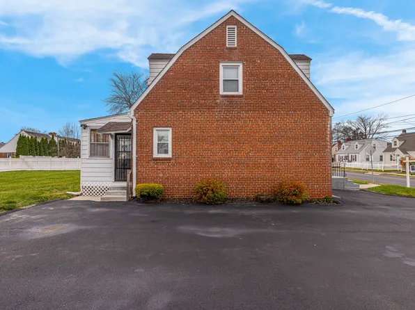 281 Brown Street, Hartford, CT 06114