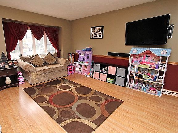 4th image of 1016 N Southland Dr