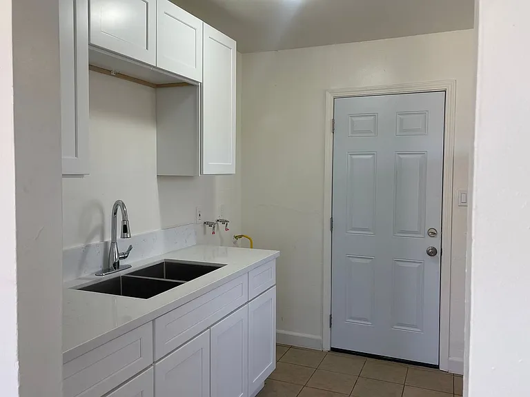24885 - 24919 Eucalyptus Ave — Photo 9