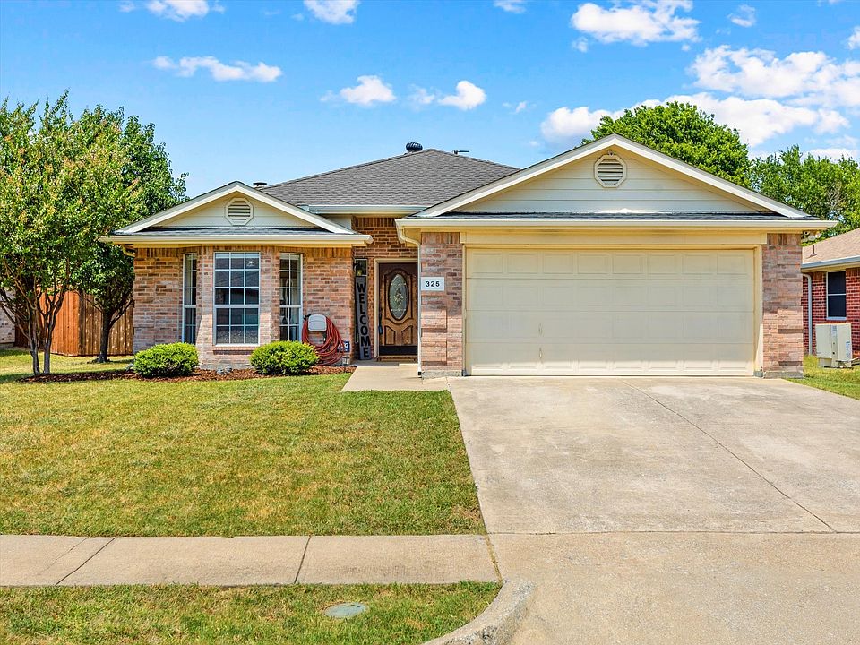 1st image of 325 Lake Travis Dr