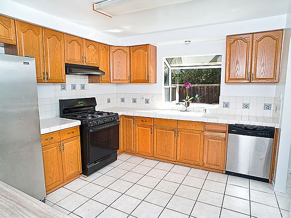 4th image of 6672 Bobbyboyar Ave