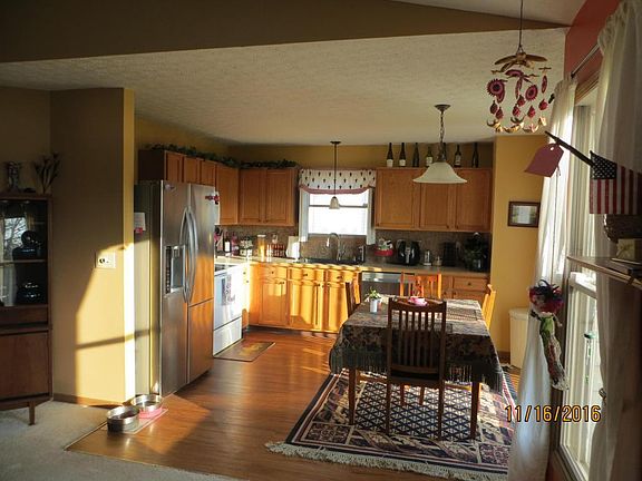 5th image of 2196 Brookbank Dr