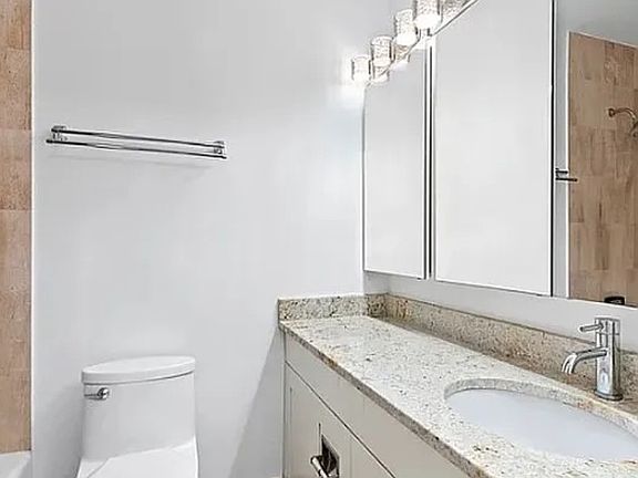5th image of 145 E 48th St APT 7F
