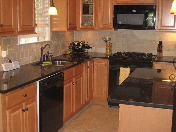 Kitchen entirely renoved in 2007.