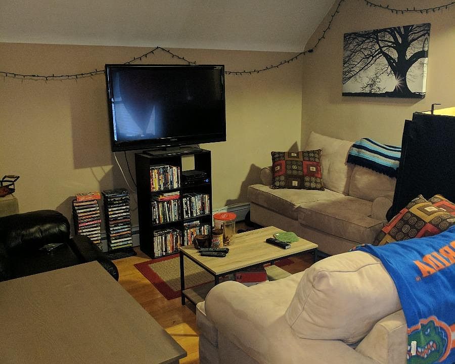 2nd image of 32 Chester St #303