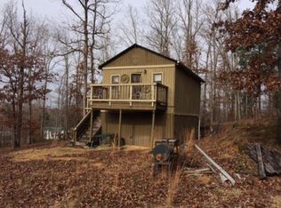 249 Outback Rd, Lobelville, TN 37097