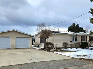 10103 Virginia St, Oscoda, MI