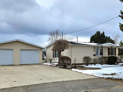 10103 Virginia St, Oscoda, MI, 48750
