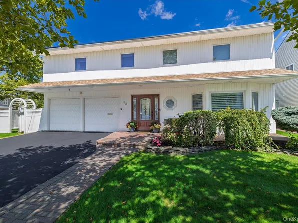 85 Jeffery Lane, Oceanside, NY 11572
