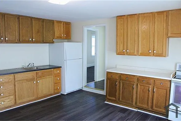 5 bed, $2,800 — Photo 4