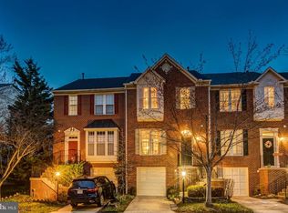 8110 Madrillon Springs Ln, Vienna, VA 22182
