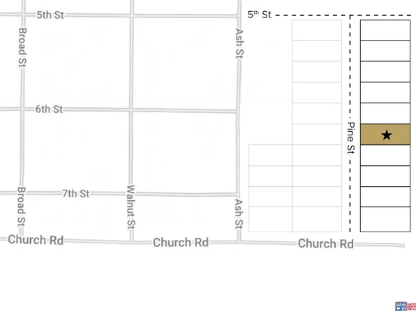 622 Pine St, Greenwood, NE 68366