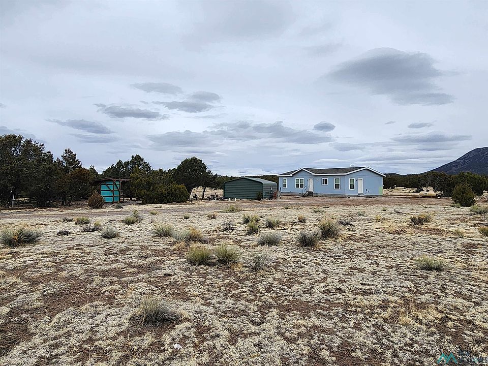 1st image of 16 Branding Iron Rd