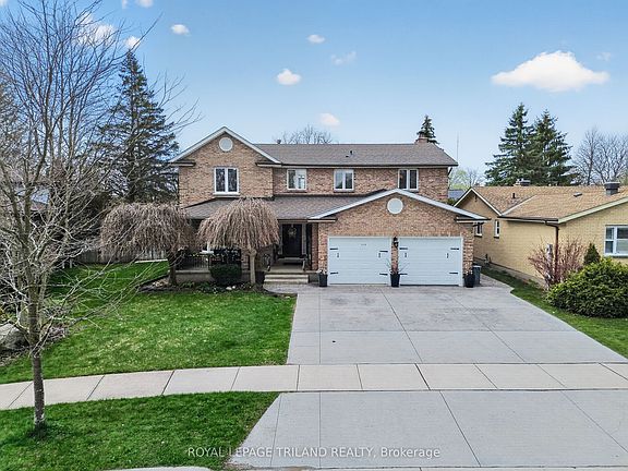 2nd image of 112 Clarendon Cres
