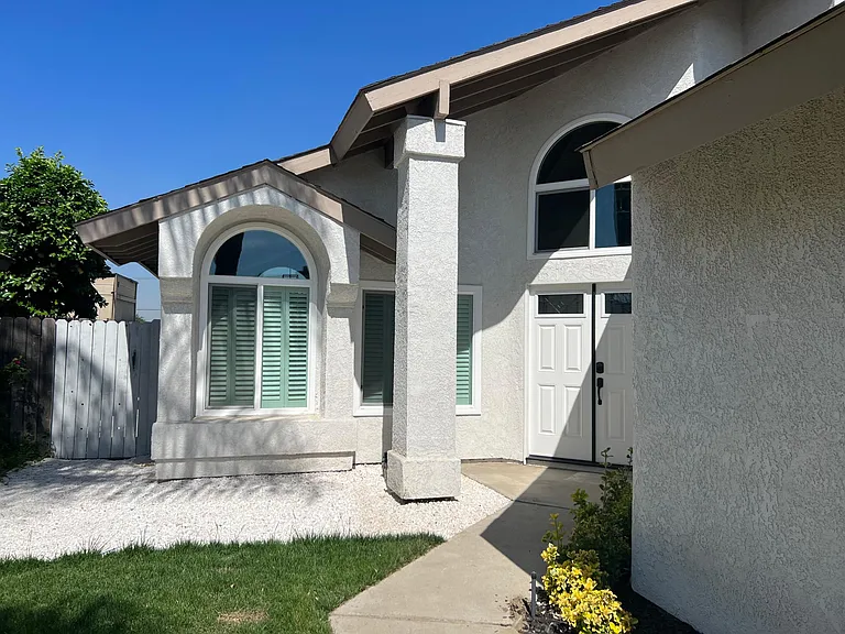 2770 Rippling Brook Pl — Photo 3