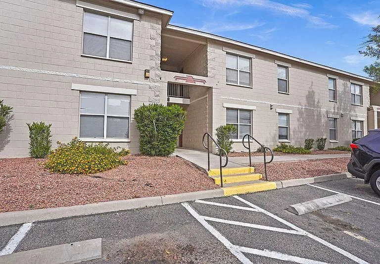 Phoenix Apts. — Photo 17