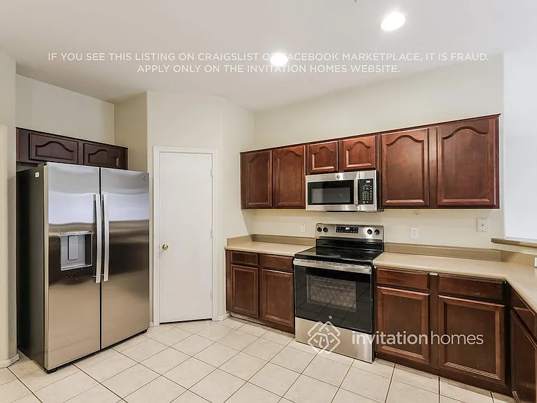 15722 W Calavar Rd — Photo 8
