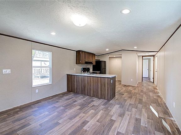 3rd image of 277 E Big Indian Trl