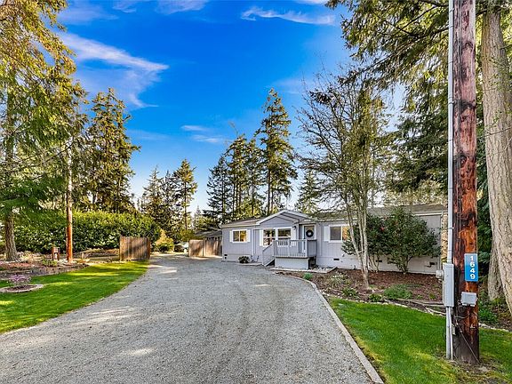 2nd image of 1649 Oak Ridge Drive