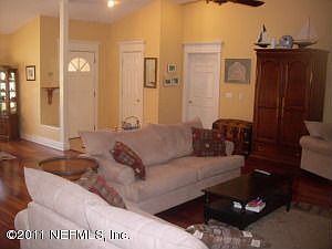 4th image of 4315 Blue Heron Dr