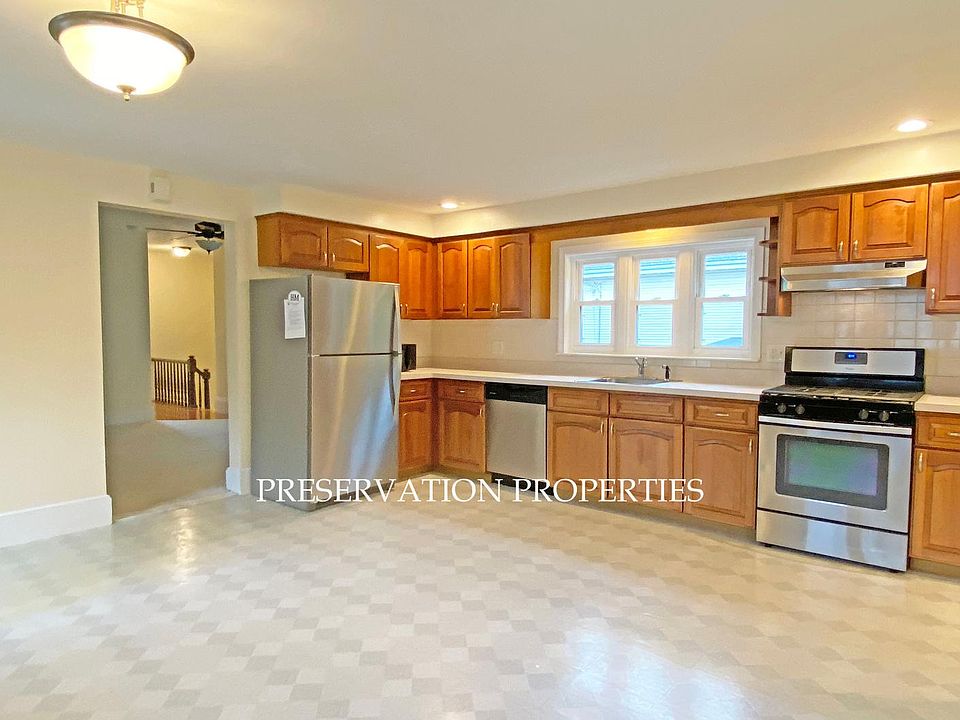 1st image of 518 Watertown St #2
